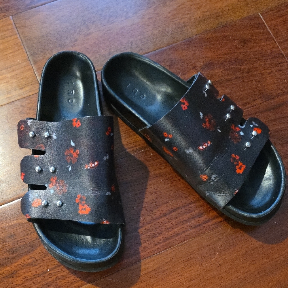 IRO Comfort Birkenstock-style Leather Sandal With Painted Flower Detail